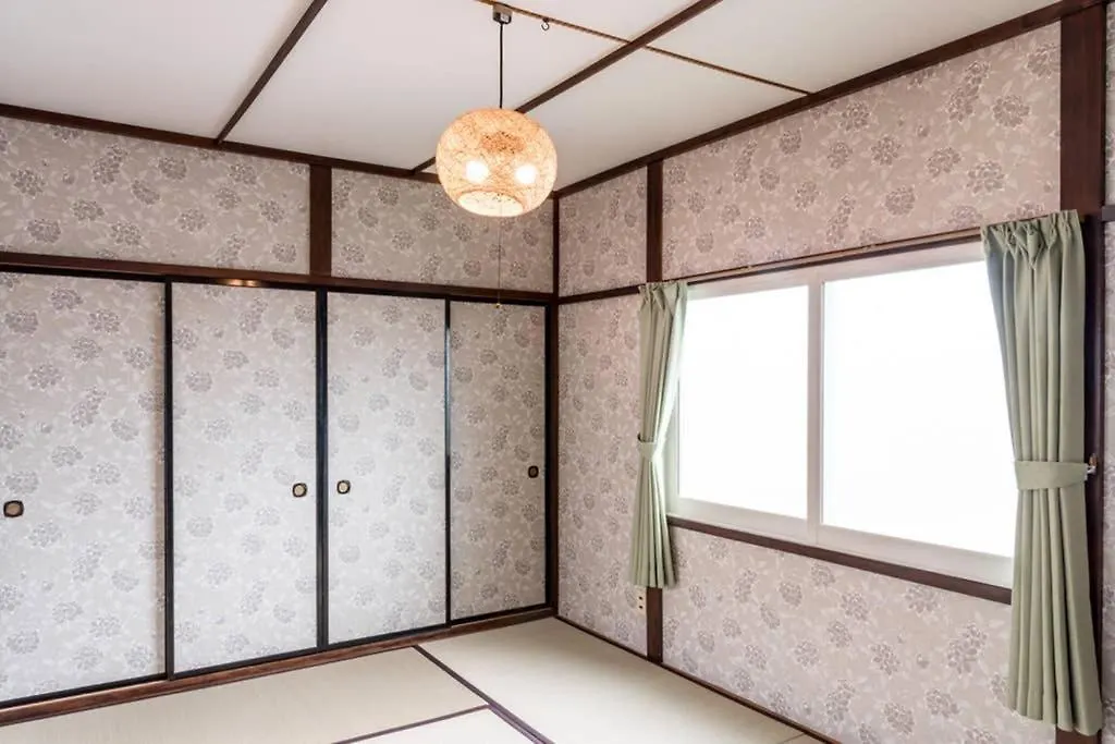 Rustic Modern House In Hakodate 0*,